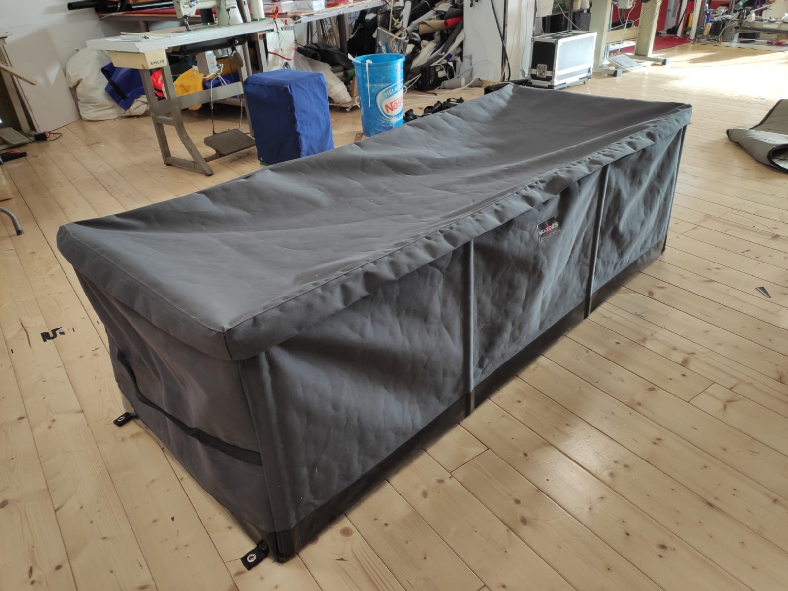 Bolsa cubierta o pantalán personalizada a medida - Imagen 9